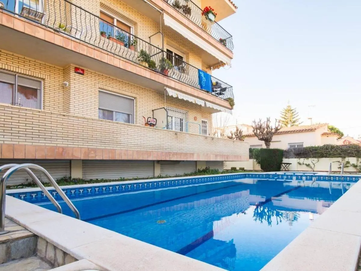 Sunny Apartment 3 Blocks To The Beach Castelldefels 0*,  Spain