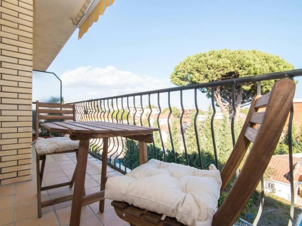 Sunny Apartment 3 Blocks To The Beach Castelldefels